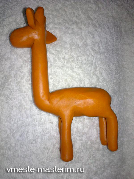 жираф из пластилина
